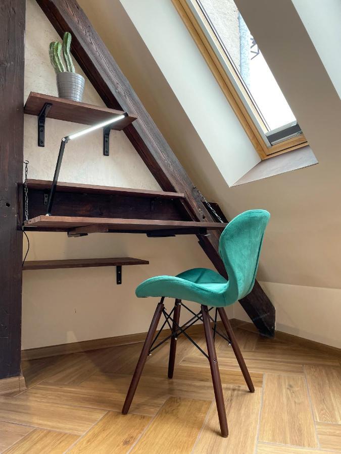 Long Attic Studio Poznań Extérieur photo